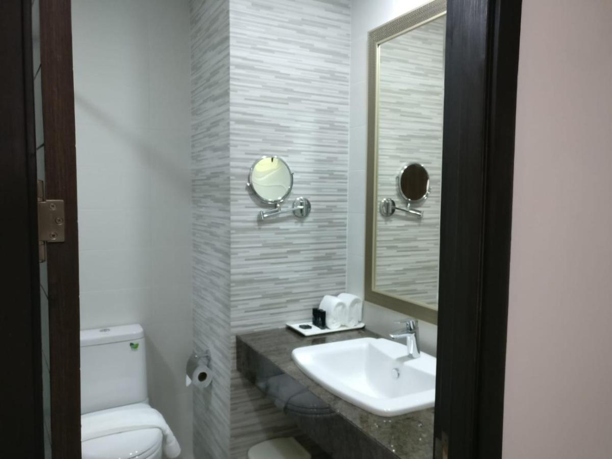 Club Mahindra Mac Boutique Hotel Bangkok Zewnętrze zdjęcie