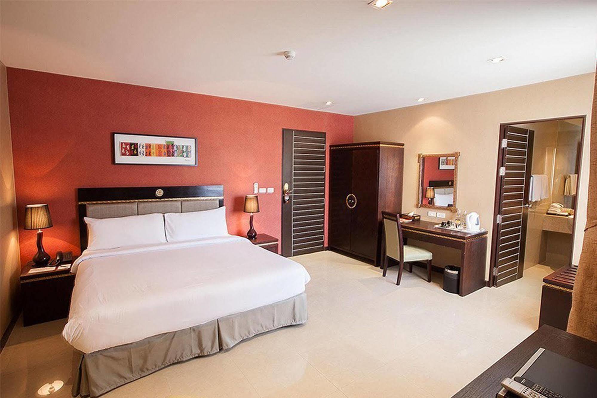 Club Mahindra Mac Boutique Hotel Bangkok Zewnętrze zdjęcie